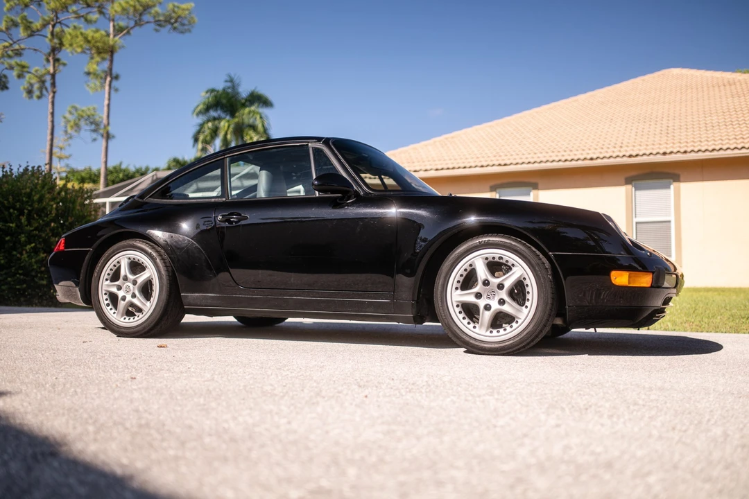 1998 Porsche 993 Carrera - Image 24 of 31