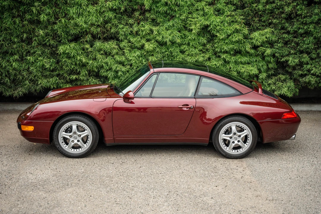 1998 Porsche 993 Carrera - Image 10 of 31