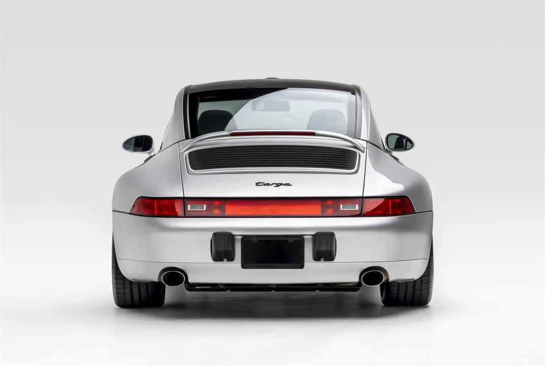 1998 Porsche 993 Carrera - Image 10 of 31