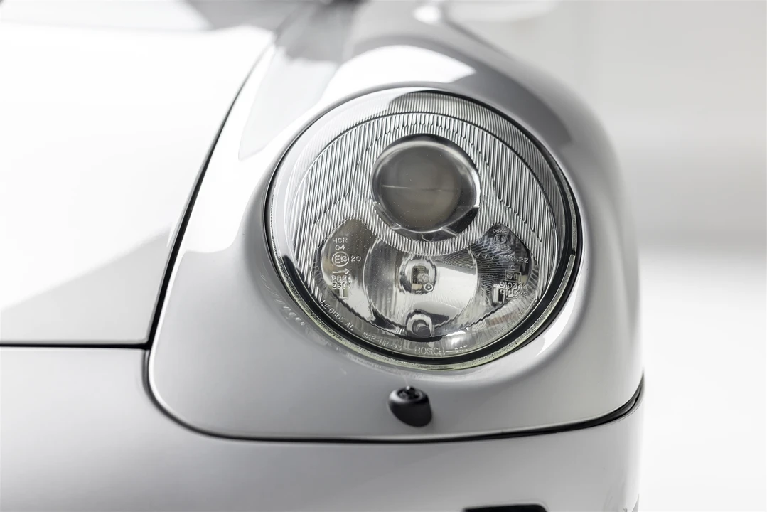 1998 Porsche 993 Carrera - Image 24 of 31