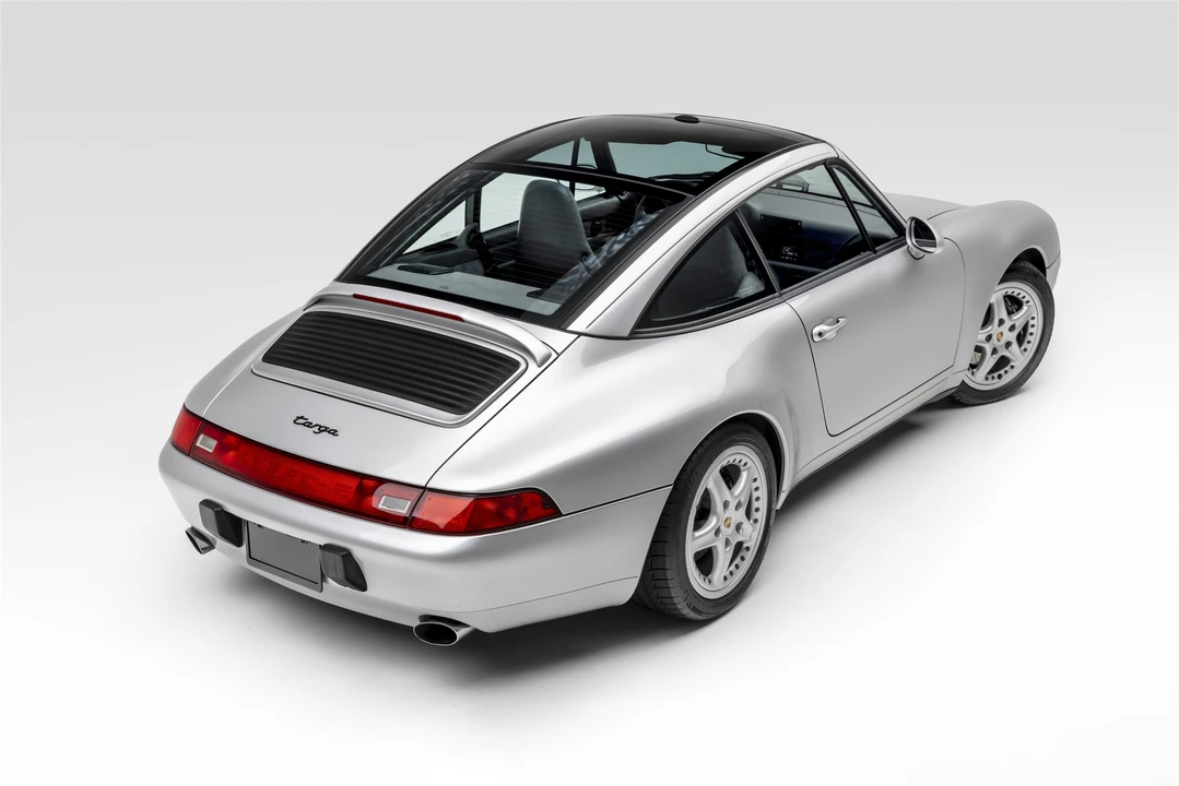 1998 Porsche 993 Carrera - Image 15 of 31