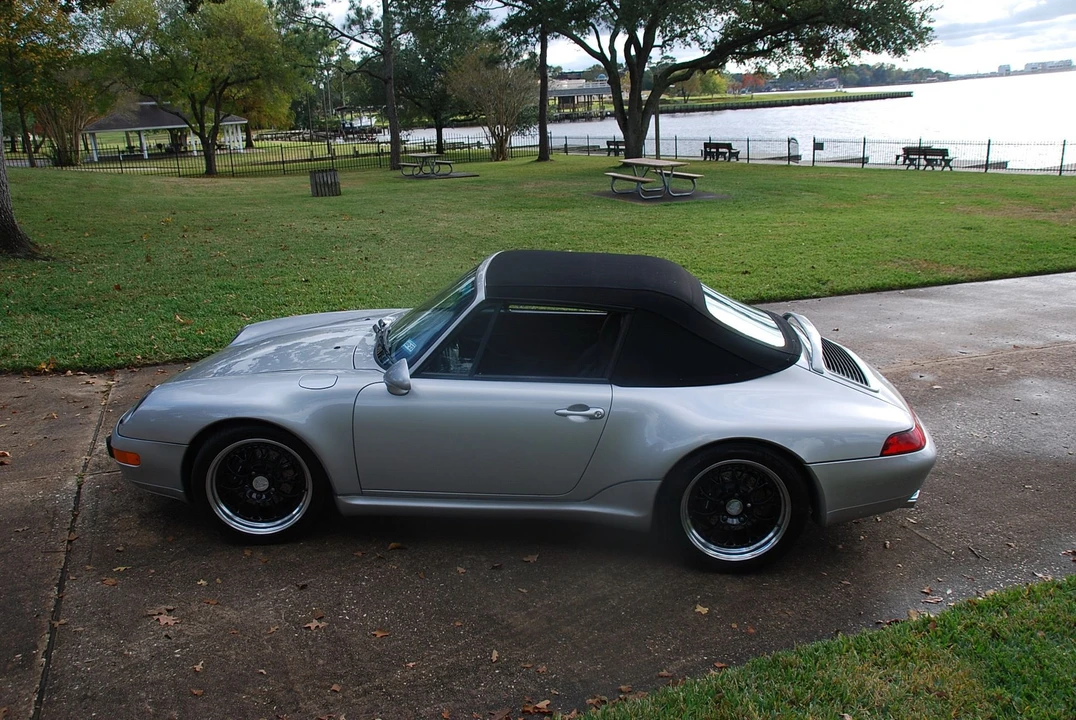 1998 Porsche 993 Carrera - Image 2 of 17