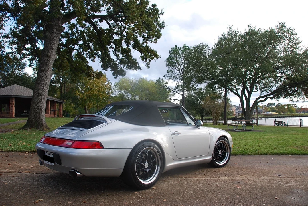 1998 Porsche 993 Carrera - Image 6 of 17