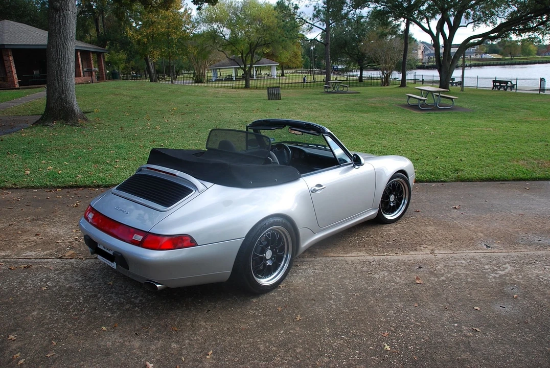 1998 Porsche 993 Carrera - Image 8 of 17