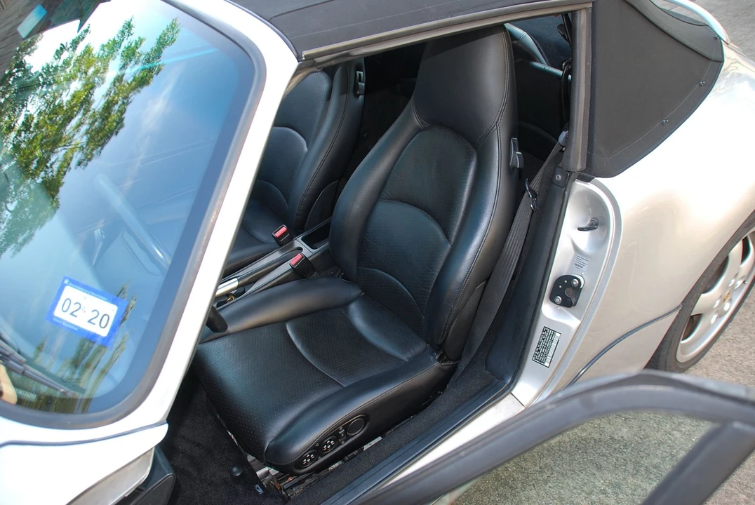 1998 Porsche 993 Carrera - Image 12 of 17