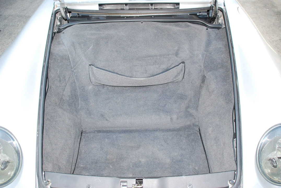 1998 Porsche 993 Carrera - Image 17 of 17