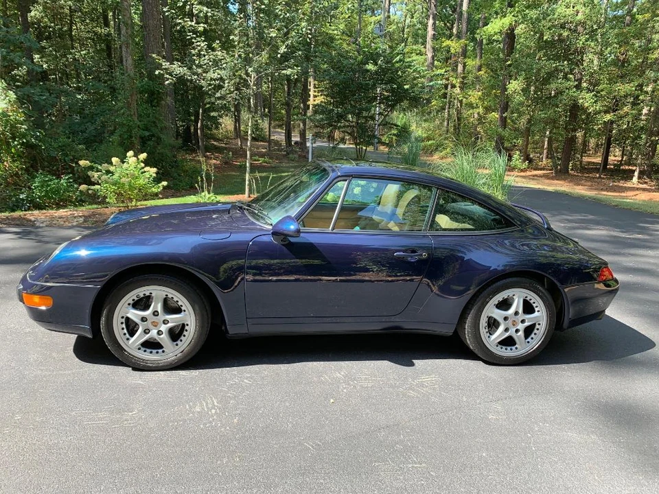 1998 Porsche 993 Carrera - Image 10 of 31