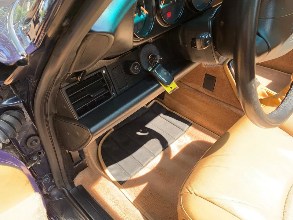 1998 Porsche 993 Carrera - Image 30 of 31