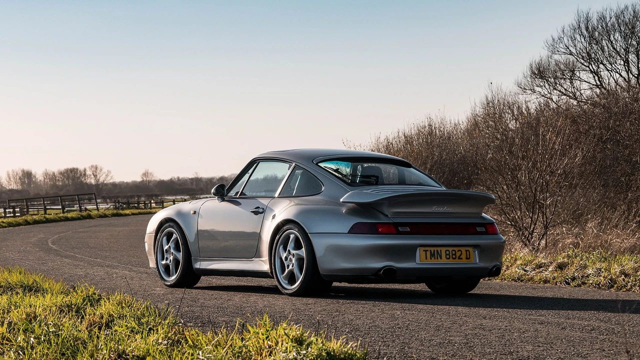 1998 Porsche 993 Turbo - Image 15 of 31
