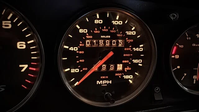 1998 Porsche 993 Carrera - Image 11 of 30