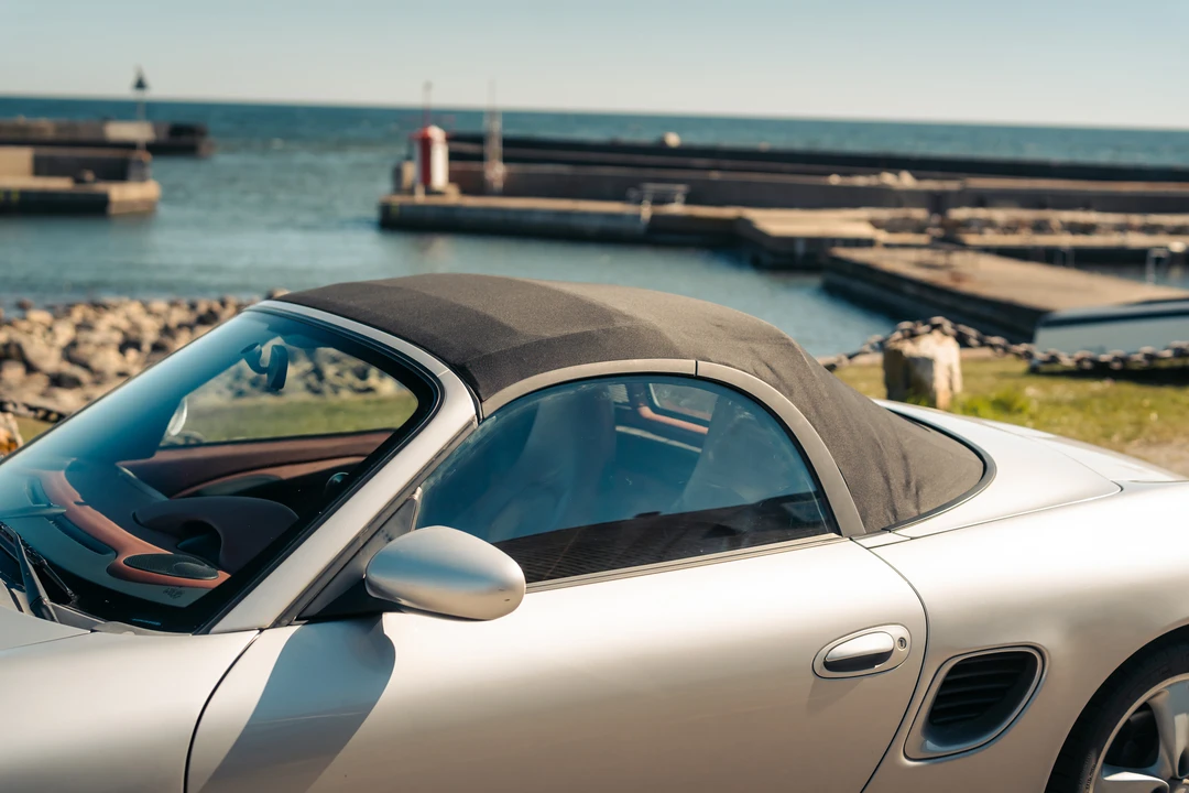 1998 Porsche 986 Boxster - Image 12 of 31