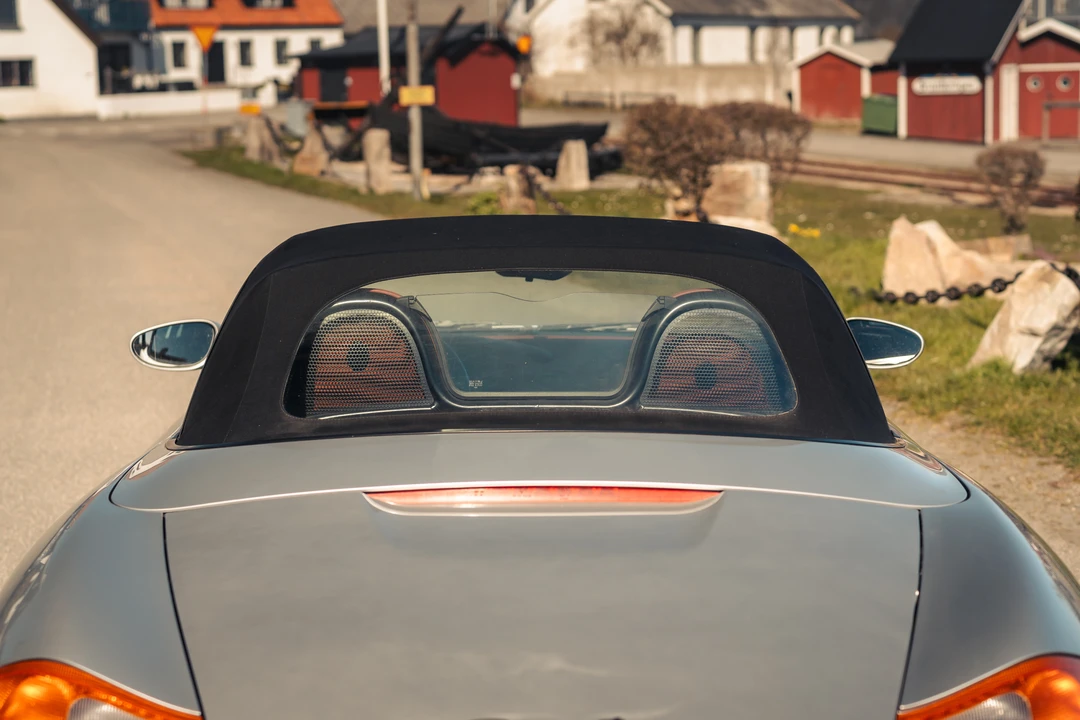 1998 Porsche 986 Boxster - Image 14 of 31