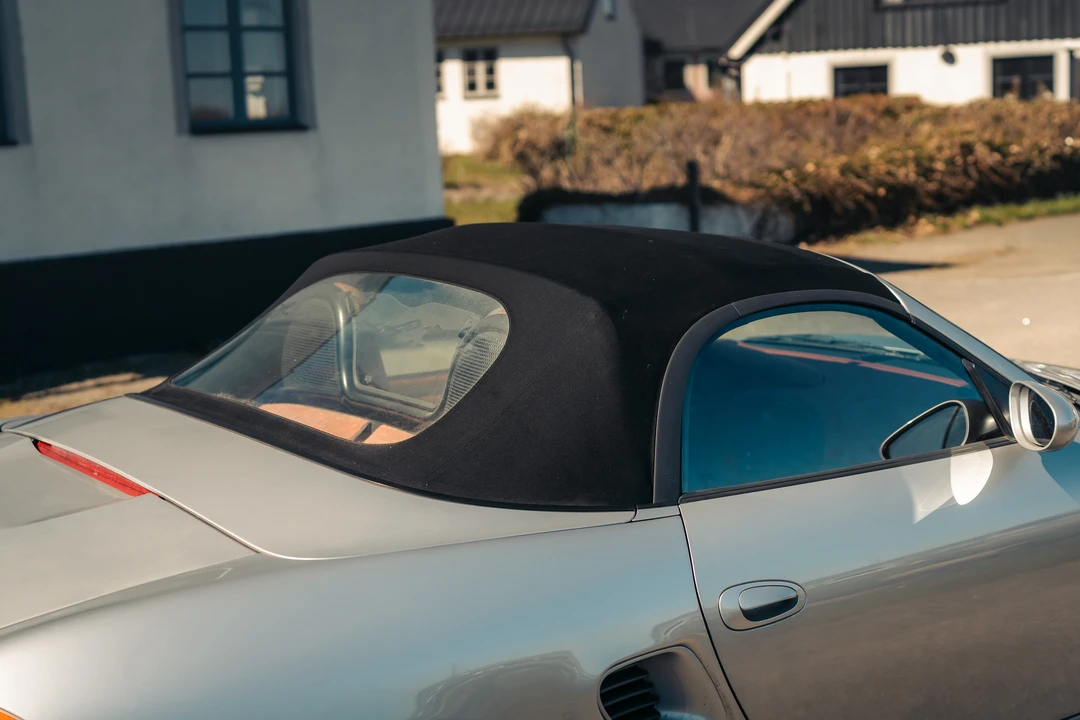 1998 Porsche 986 Boxster - Image 16 of 31