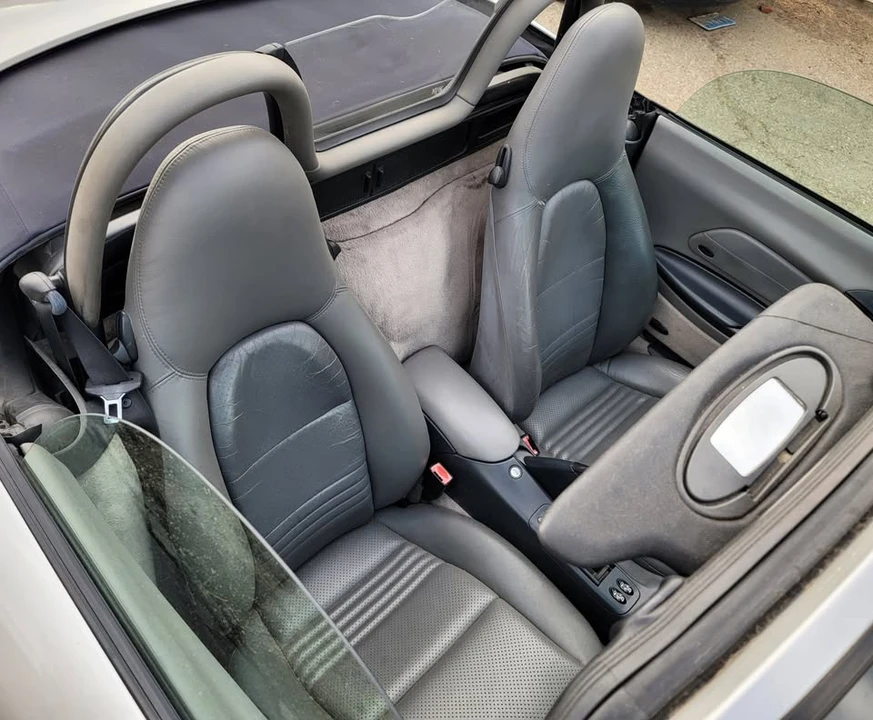 1998 Porsche 986 Boxster - Image 5 of 10