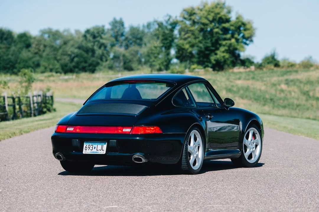 1998 Porsche 993 Carrera 4S - Image 7 of 18