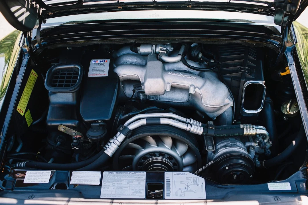 1998 Porsche 993 Carrera 4S - Image 18 of 18