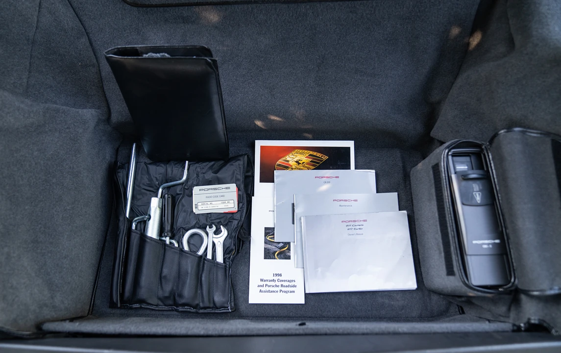 1998 Porsche 993 Carrera S - Image 25 of 31