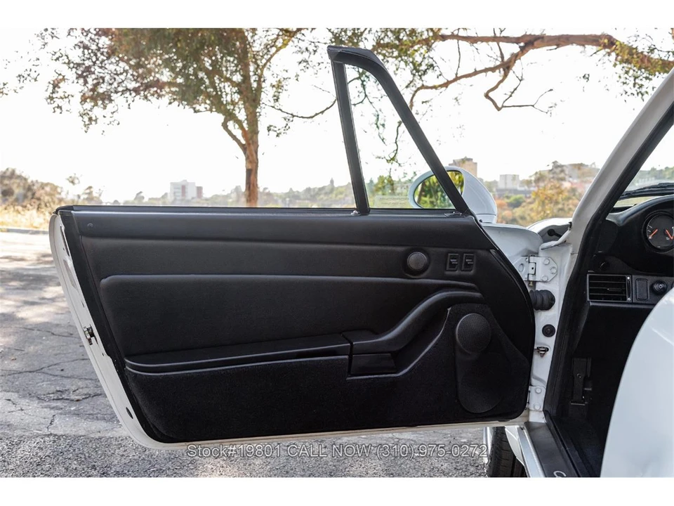 1998 Porsche 993 Carrera - Image 23 of 31