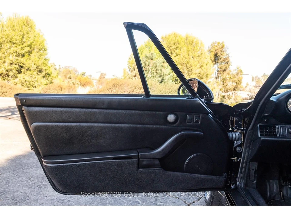 1998 Porsche 993 Carrera - Image 24 of 31