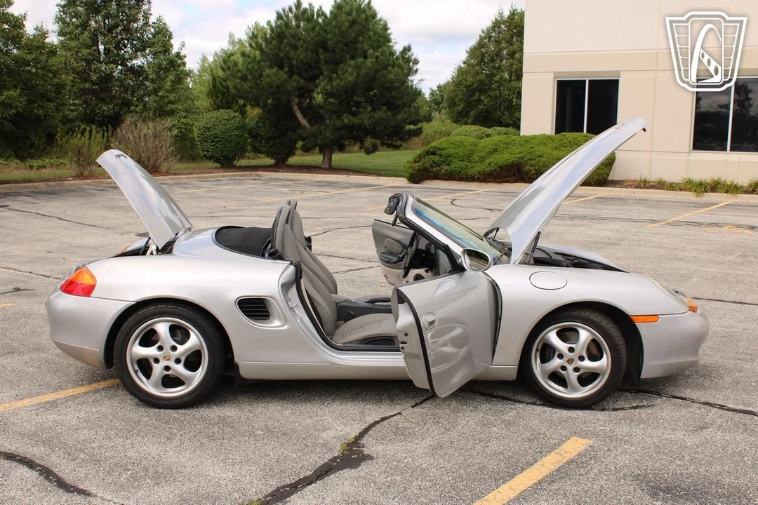 1998 Porsche 986 Boxster - Image 4 of 12