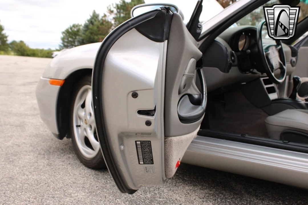 1998 Porsche 986 Boxster - Image 18 of 21