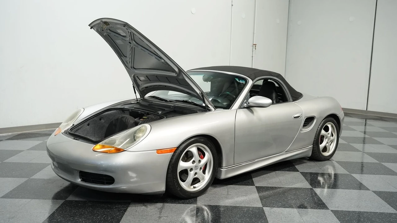 1998 Porsche 986 Boxster - Image 11 of 12