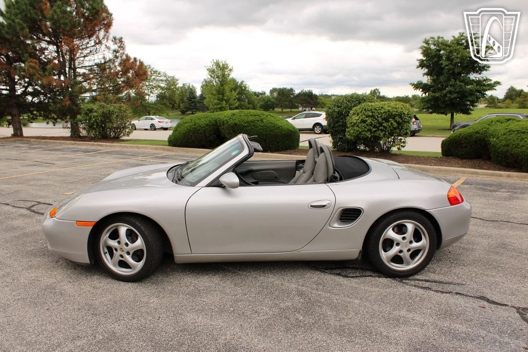 1998 Porsche 986 Boxster - Image 11 of 12