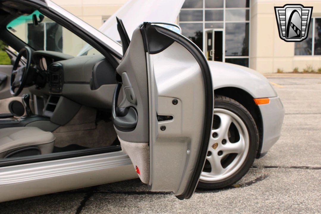1998 Porsche 986 Boxster - Image 19 of 21