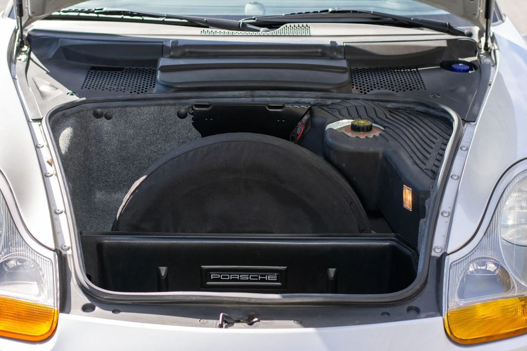 1998 Porsche 986 Boxster - Image 9 of 19