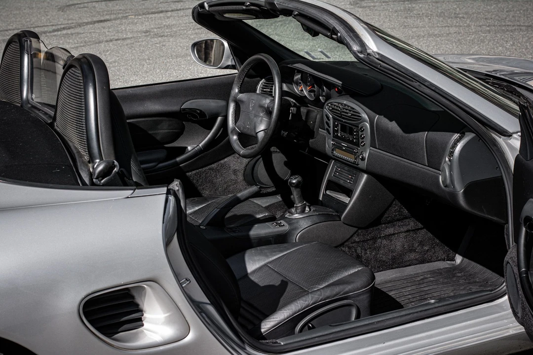 1998 Porsche 986 Boxster - Image 10 of 19