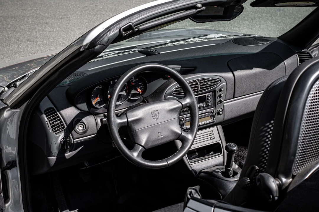 1998 Porsche 986 Boxster - Image 11 of 19