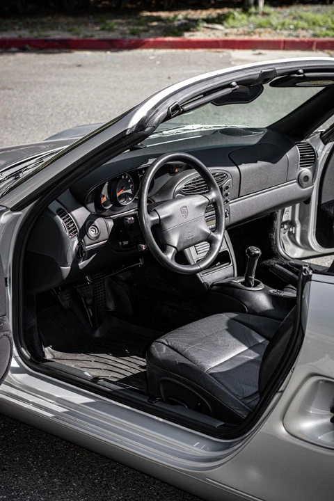 1998 Porsche 986 Boxster - Image 12 of 19