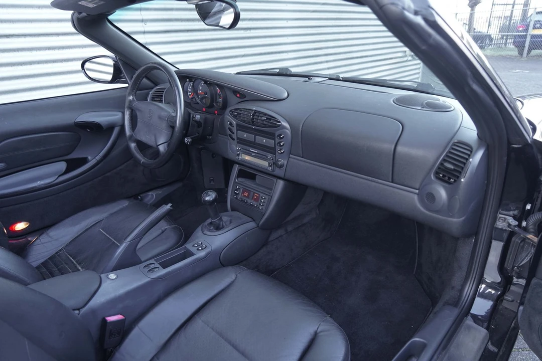 1998 Porsche 986 Boxster - Image 23 of 30