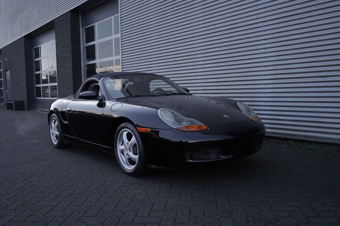1998 Porsche 986 Boxster - Image 13 of 30