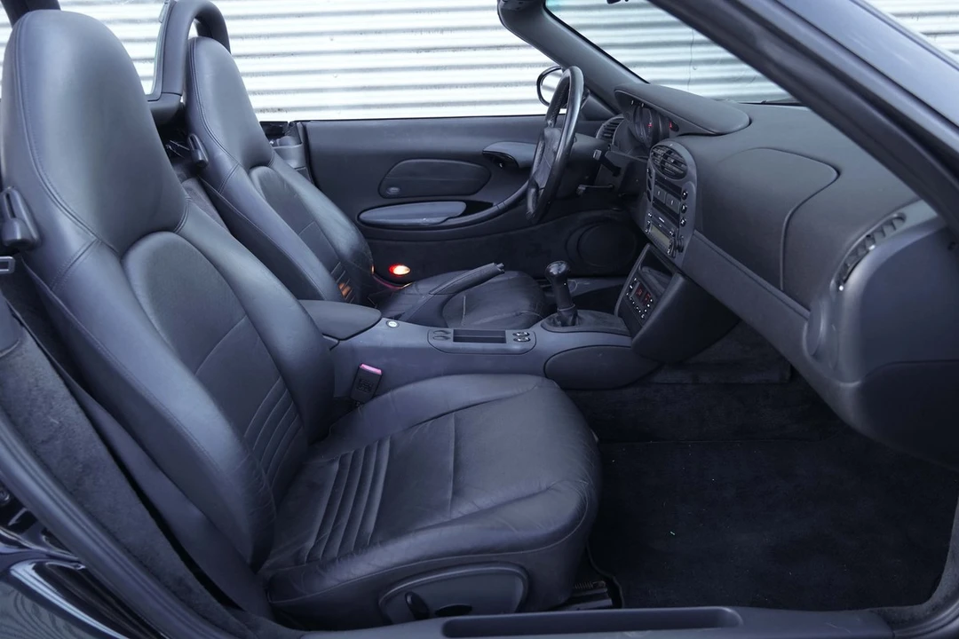 1998 Porsche 986 Boxster - Image 25 of 30