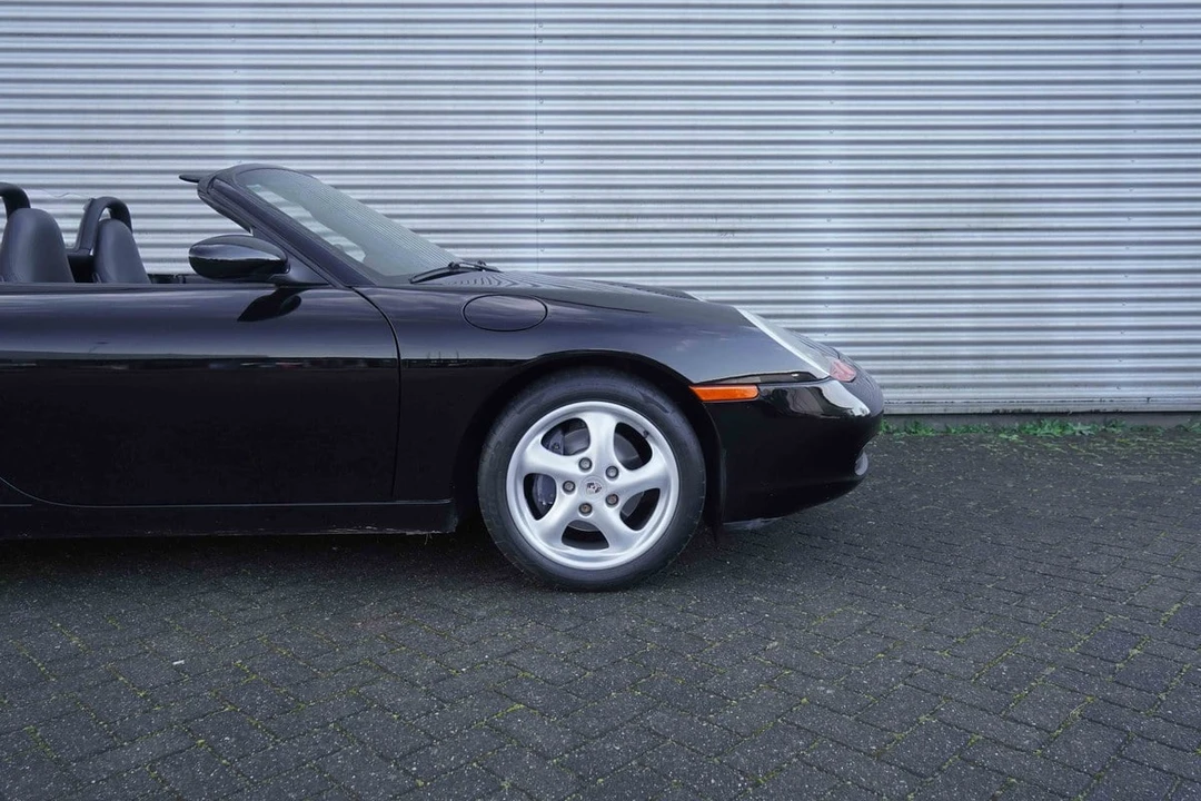 1998 Porsche 986 Boxster - Image 16 of 30