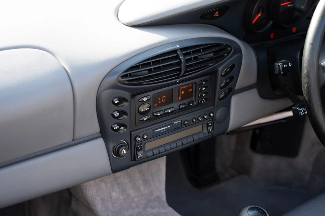 1998 Porsche 986 Boxster - Image 27 of 30