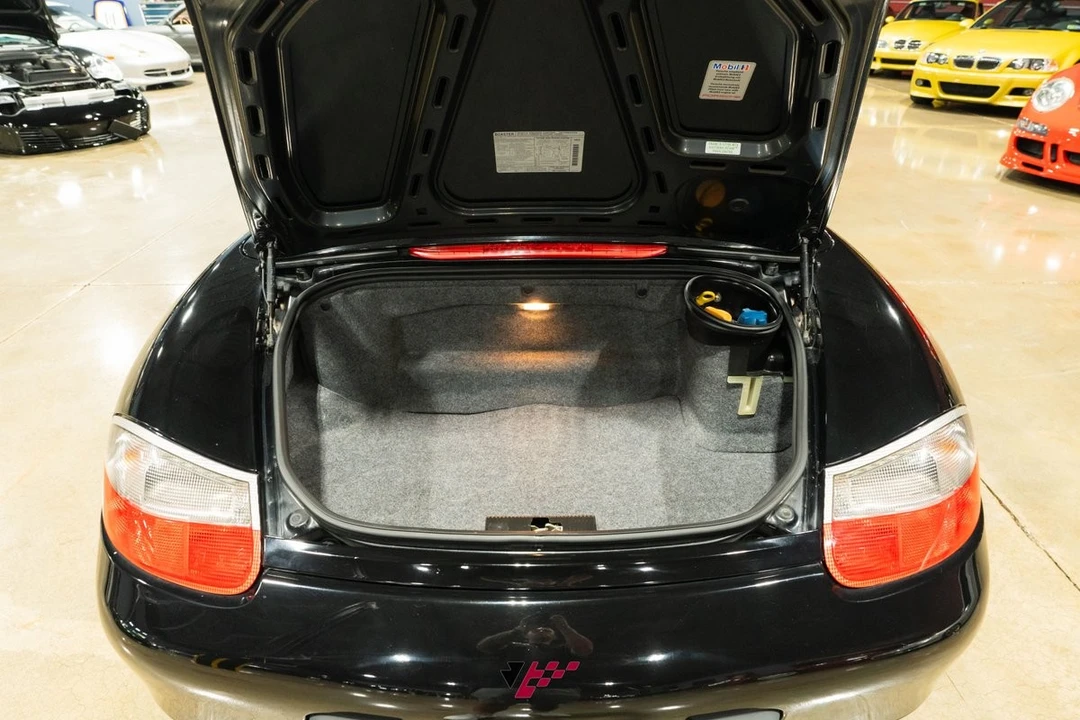 1998 Porsche 986 Boxster - Image 14 of 31