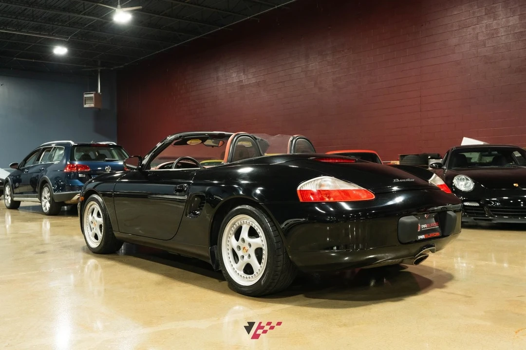 1998 Porsche 986 Boxster - Image 11 of 31