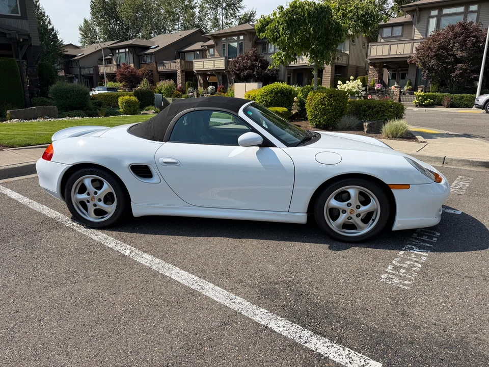 1998 Porsche 986 Boxster - Image 30 of 31