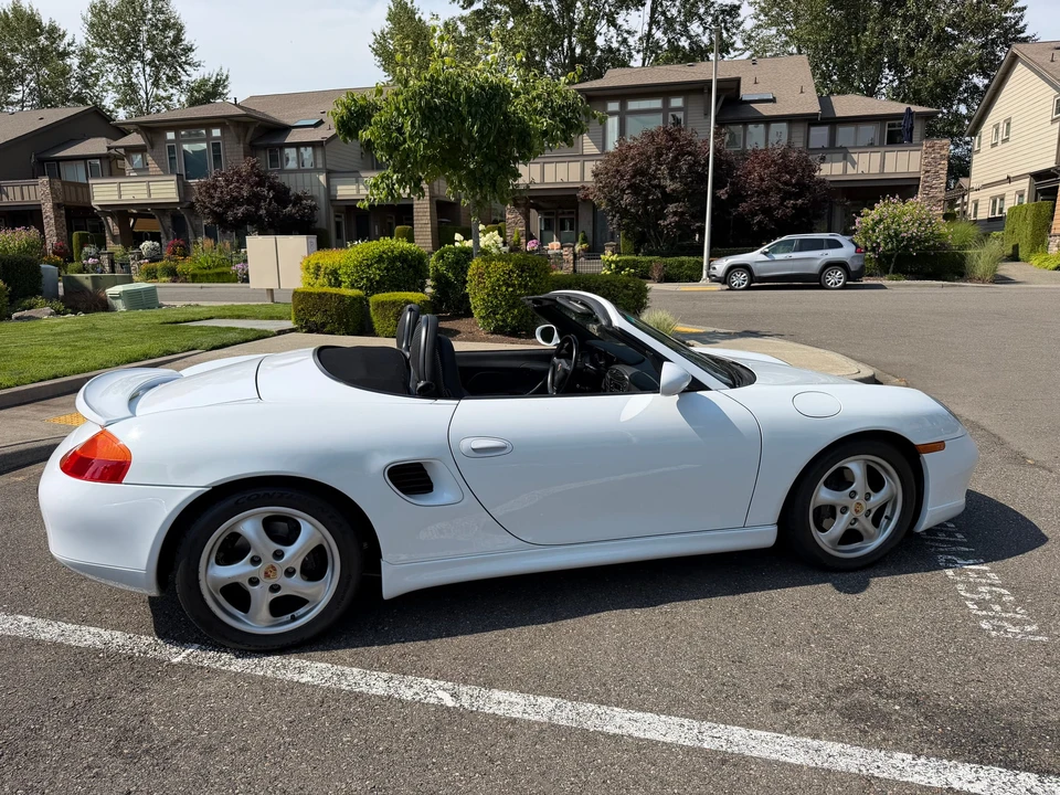 1998 Porsche 986 Boxster - Image 14 of 31