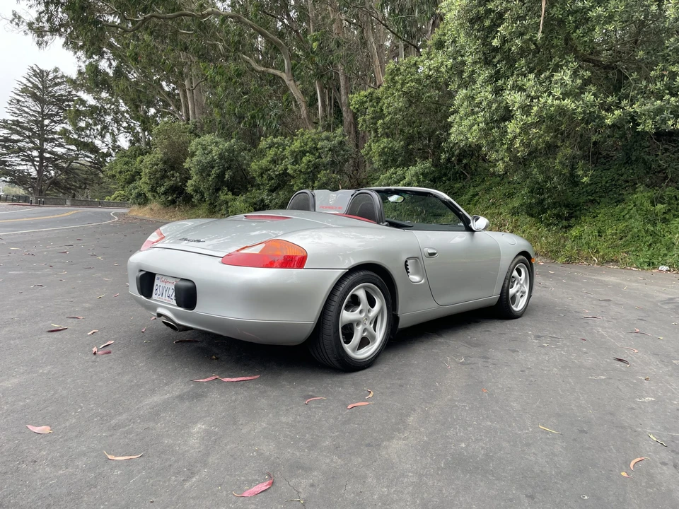 1998 Porsche 986 Boxster - Image 11 of 31