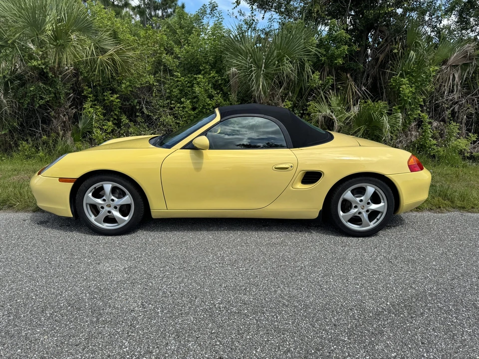 1998 Porsche 986 Boxster - Image 11 of 31