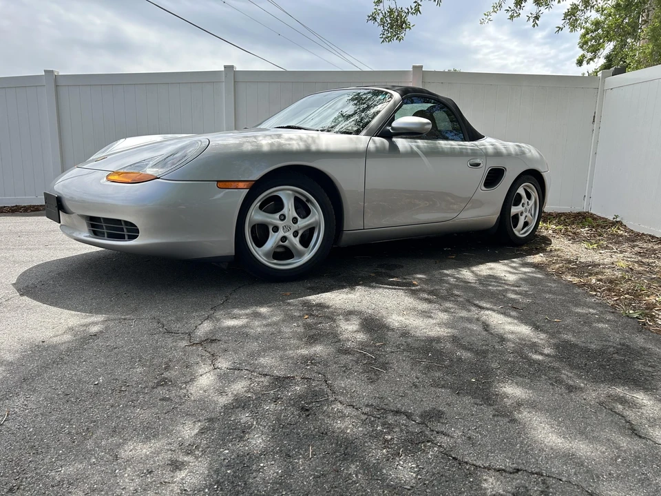 1998 Porsche 986 Boxster - Image 13 of 31
