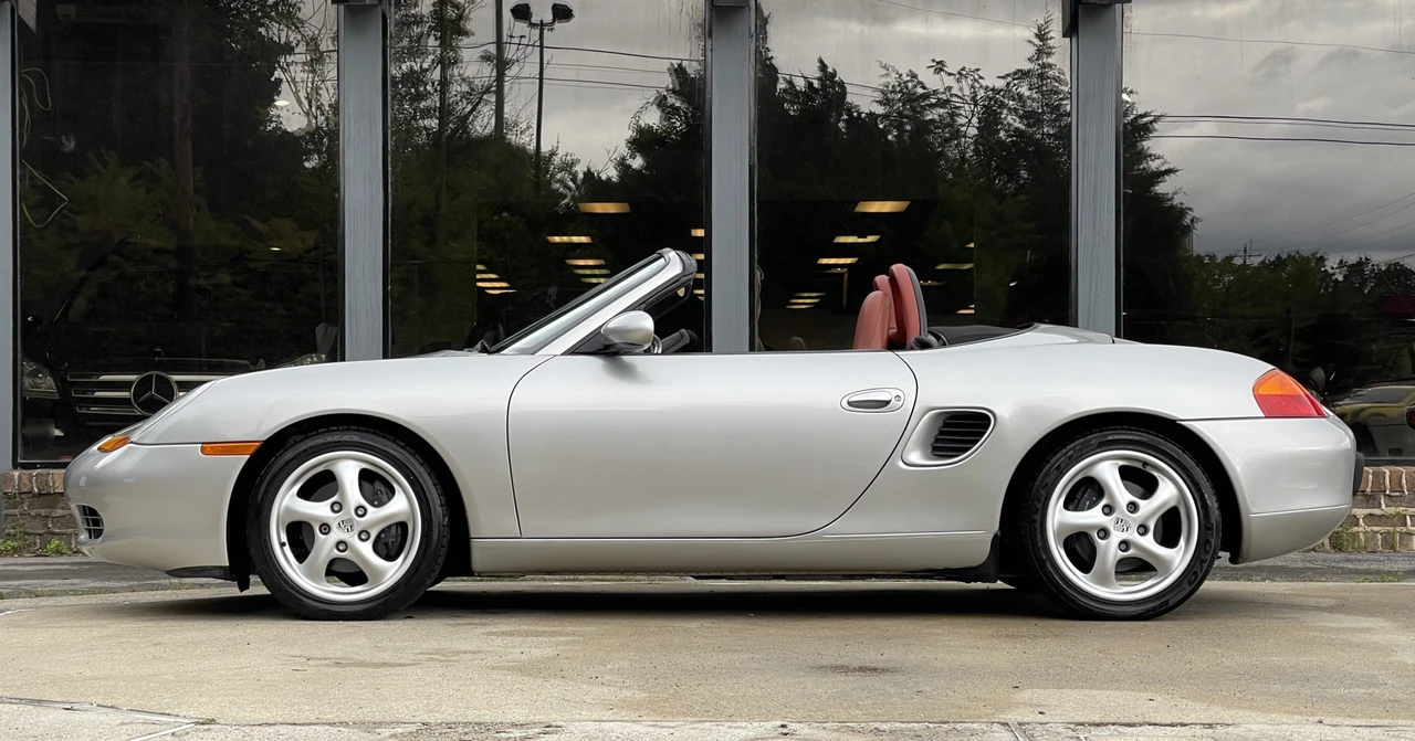 1998 Porsche 986 Boxster - Image 8 of 31