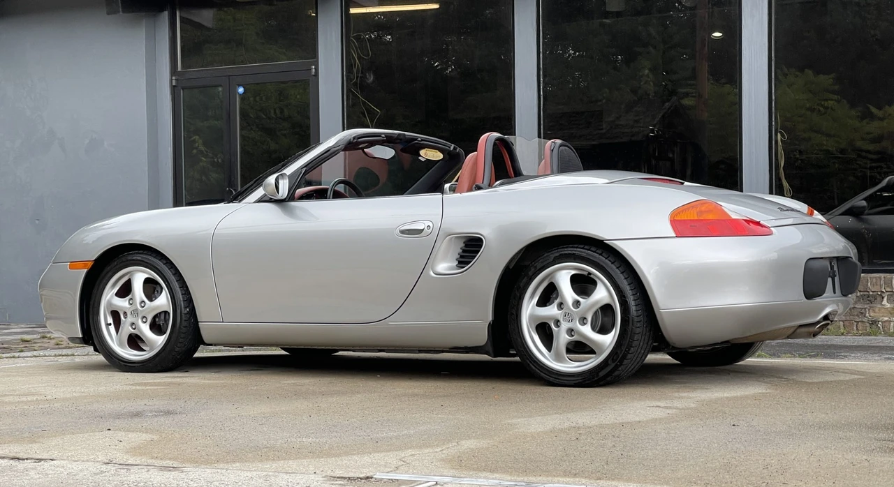 1998 Porsche 986 Boxster - Image 11 of 31