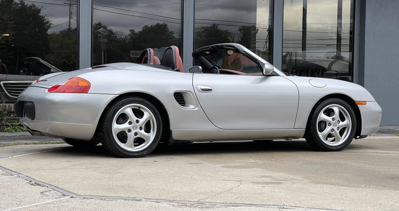 1998 Porsche 986 Boxster - Image 19 of 31