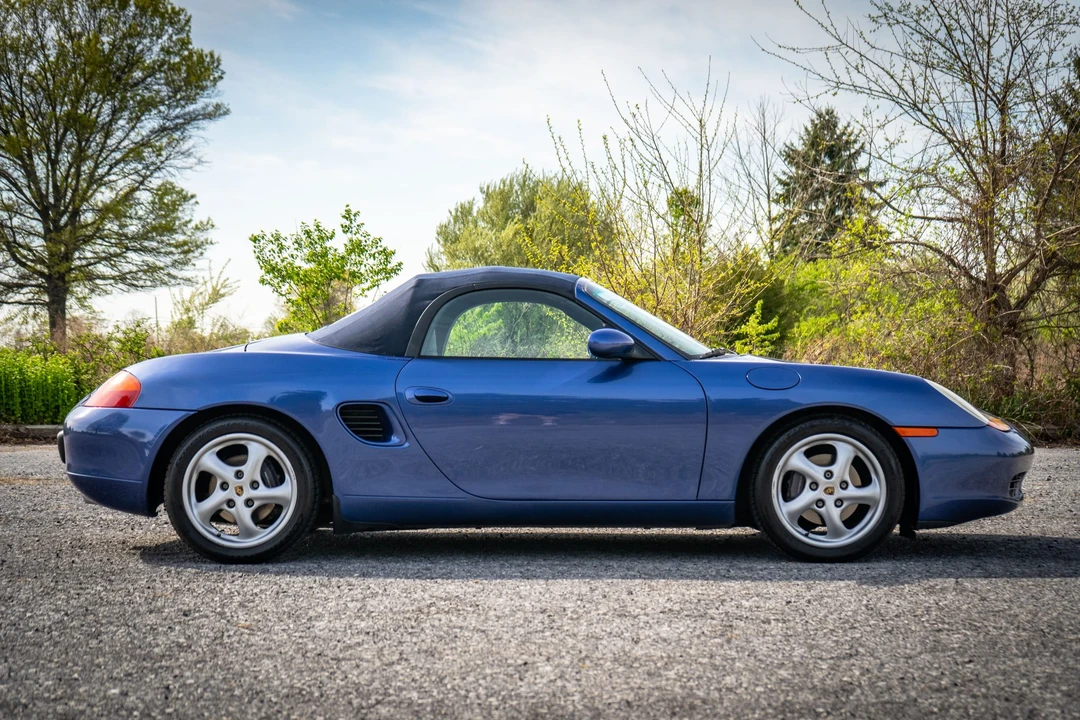 1998 Porsche 986 Boxster - Image 10 of 31