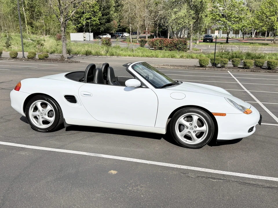 1998 Porsche 986 Boxster - Image 5 of 31