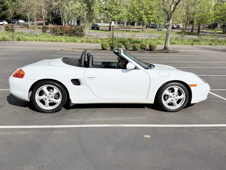 1998 Porsche 986 Boxster - Image 6 of 31